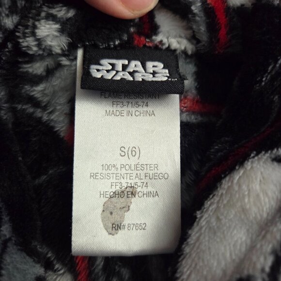 Star Wars Boy's Small Black White Red Stormtrooper Front Tie Fuzzy Robe - Picture 4 of 6